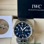 IWC Pilot Chronograph IW388113 (2025) - Zwart wijzerplaat 41mm Staal (7/7)
