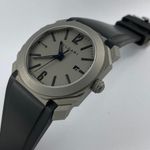 Bulgari Octo 102858 (2022) - Grey dial 41 mm Titanium case (5/8)