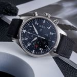 IWC Pilot Chronograph IW377701 (2014) - Black dial 43 mm Steel case (2/8)