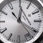 Vacheron Constantin Overseas 4500V/110A-B126 (2019) - Silver dial 42 mm Steel case (2/5)