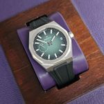 Zenith Defy Skyline 03.9302.3620/75.I001 (2024) - Groen wijzerplaat 41mm Staal (1/12)