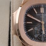 Patek Philippe Nautilus 5980/1R-001 - (3/8)