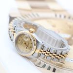 Rolex Lady-Datejust 69173 (Unknown (random serial)) - Champagne dial 26 mm Gold/Steel case (6/8)