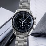 Omega Speedmaster Professional Moonwatch 311.30.42.30.01.005 (Unknown (random serial)) - Black dial 42 mm Steel case (3/8)