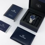 Grand Seiko Unknown SBGM239 (2020) - Blue dial 40 mm Steel case (2/5)