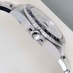 Rolex GMT-Master II 126710GRNR (2025) - Black dial 40 mm Steel case (8/8)