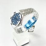 Maurice Lacroix Aikon AI6008-SS002-430-2 (2023) - Blue dial 42 mm Steel case (3/5)