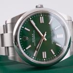 Rolex Oyster Perpetual 41 124300 - (2/8)