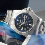 Breitling Avenger II Seawolf A17331101B2A1 (Unknown (random serial)) - Black dial 45 mm Steel case (2/8)