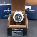 Breitling Super Avenger A13375 (2020) - Black dial 48 mm Steel case (3/8)