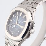 Patek Philippe Nautilus 5712/1A-001 (2016) - Blauw wijzerplaat 40mm Staal (3/8)