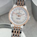 Breitling Navitimer U17395 (2022) - Silver dial 35 mm Gold/Steel case (3/8)