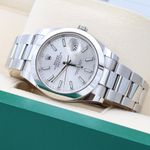 Rolex Datejust 41 126300 (Onbekend (willekeurig serienummer)) - Zilver wijzerplaat 41mm Staal (2/8)