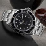 Rolex Submariner No Date 14060 (1995) - Black dial 40 mm Steel case (2/8)