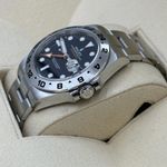 Rolex Explorer II 216570 (2021) - Black dial 42 mm Steel case (3/8)