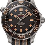 Omega Seamaster Diver 300 M 210.92.42.20.01.001 (2026) - Brown dial 42 mm Titanium case (2/2)