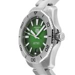 TAG Heuer Aquaracer WBP2115.BA0627 (2025) - Green dial 40 mm Steel case (4/7)
