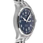 IWC Pilot Mark IW328204 (2026) - Blue dial 40 mm Steel case (5/7)