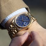 Rolex Datejust 36 16018 (1977) - Blue dial 36 mm Yellow Gold case (1/8)