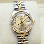Rolex Lady-Datejust 69173 (1993) - Champagne wijzerplaat 26mm Goud/Staal (6/8)