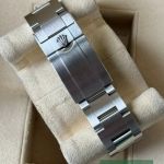 Rolex Explorer II 226570 (2022) - White dial 42 mm Steel case (6/7)