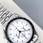 Omega Speedmaster Professional Moonwatch 310.30.42.50.04.001 (2024) - White dial 42 mm Steel case (4/8)