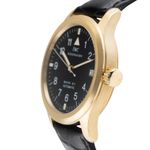 IWC Pilot Mark IW324103 (Unknown (random serial)) - Black dial 36 mm Yellow Gold case (6/8)