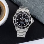 Rolex Submariner Date 16610T (Unknown (random serial)) - Black dial 40 mm Steel case (1/8)