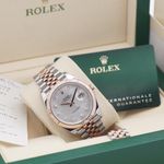 Rolex Datejust 41 126331 (2023) - Parelmoer wijzerplaat 41mm Goud/Staal (2/8)