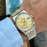 Rolex Datejust 36 16233 (1988) - Goud wijzerplaat 36mm Goud/Staal (2/8)