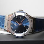 Hublot Classic Fusion Blue 542.NX.7170.LR (2024) - Blue dial 42 mm Titanium case (2/4)