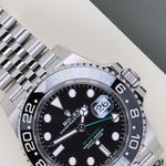 Rolex GMT-Master II 126710GRNR (2025) - Black dial 40 mm Steel case (3/8)