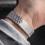 Omega Speedmaster Professional Moonwatch 310.30.42.50.04.001 (2025) - White dial 42 mm Steel case (6/8)