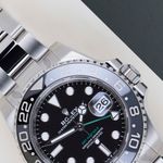 Rolex GMT-Master II 126710GRNR (2026) - Black dial 40 mm Steel case (3/8)