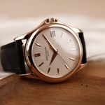 Patek Philippe Calatrava 5127R (2007) - Zilver wijzerplaat 37mm Roodgoud (2/8)