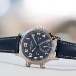 Patek Philippe Calatrava 7234G-001 (2026) - Blue dial 38 mm White Gold case (5/9)