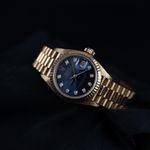 Rolex Lady-Datejust 69178 (1990) - Blue dial 26 mm Yellow Gold case (4/8)