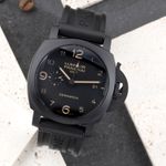 Panerai Luminor 1950 3 Days GMT Automatic PAM00441 (Unknown (random serial)) - Black dial 44 mm Ceramic case (1/8)