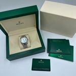 Rolex Day-Date 36 128239 (2024) - Parelmoer wijzerplaat 36mm Witgoud (2/8)