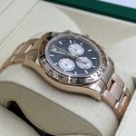 Rolex Daytona 126505 (2024) - Black dial 40 mm Rose Gold case (7/8)