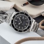 Rolex Submariner Date 168000 (1987) - Zwart wijzerplaat 40mm Staal (2/8)