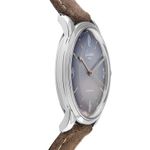 Glashütte Original Sixties 1-39-52-14-02-04 (2025) - Blue dial 39 mm Steel case (5/7)