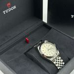 Tudor Black Bay 79660-0003 (2024) - Champagne wijzerplaat 39mm Staal (3/8)