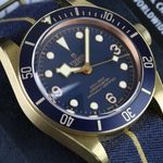 Tudor Black Bay Bronze 79250BB (2019) - Blue dial 43 mm Steel case (2/8)