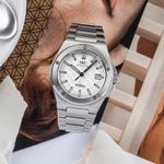 IWC Ingenieur Automatic IW328902 (Onbekend (willekeurig serienummer)) - Zilver wijzerplaat 40mm Staal (1/8)