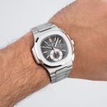 Patek Philippe Nautilus 5980/1A-014 (2011) - Black dial 41 mm Steel case (6/7)