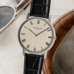 Patek Philippe Calatrava 3590 (Unknown (random serial)) - White dial 35 mm White Gold case (3/8)