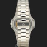 Patek Philippe Nautilus 5711 - (6/8)
