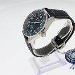 Longines Spirit L3.812.4.93.2 (2024) - Blauw wijzerplaat 42mm Staal (2/4)