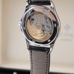Patek Philippe Calatrava 5127G-001 (2015) - Silver dial 37 mm White Gold case (7/8)